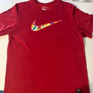Men’s Nike T-shirt